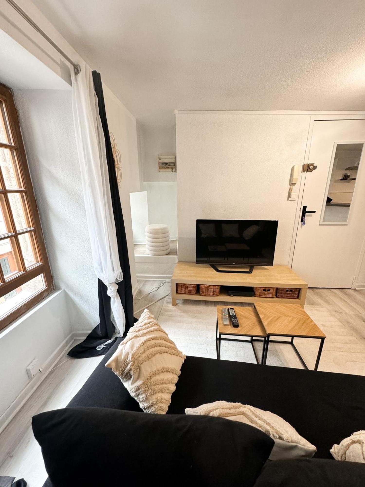 Appartement Cosy En Hyper-Centre Brive-la-Gaillarde Ngoại thất bức ảnh